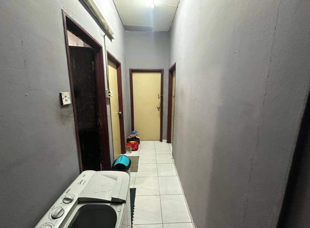Apartment Tampoi Indah 6