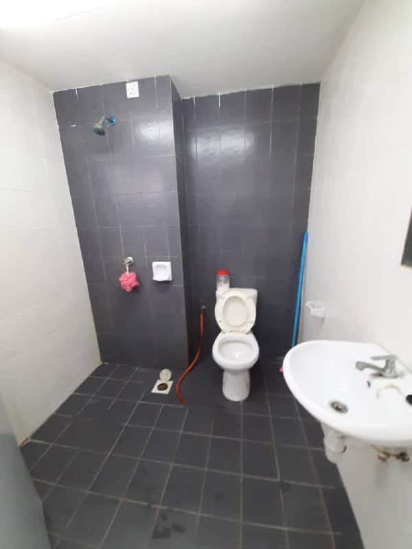 Condo Larkin 9