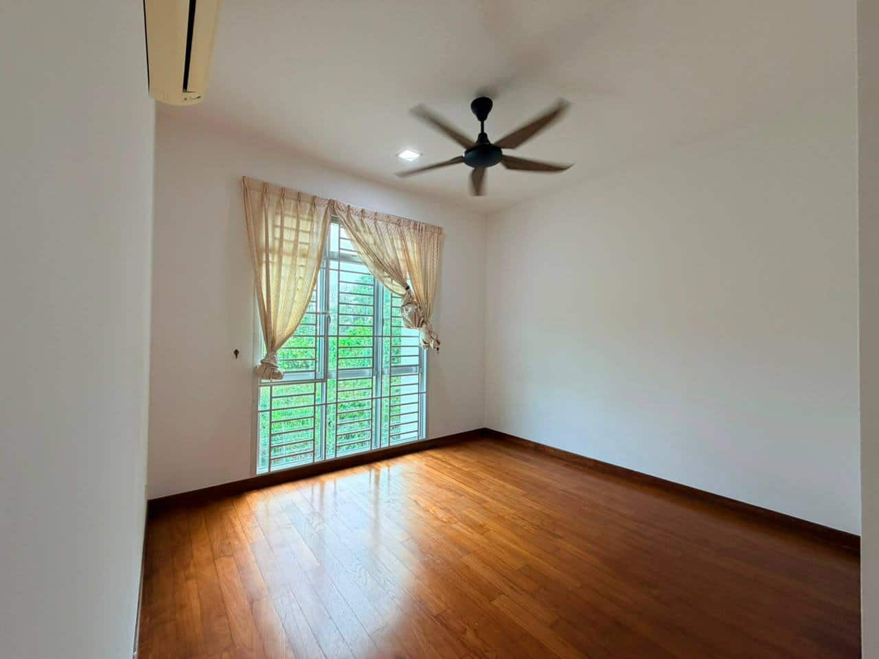 2-Storey Semi-D Nusa Idaman 6