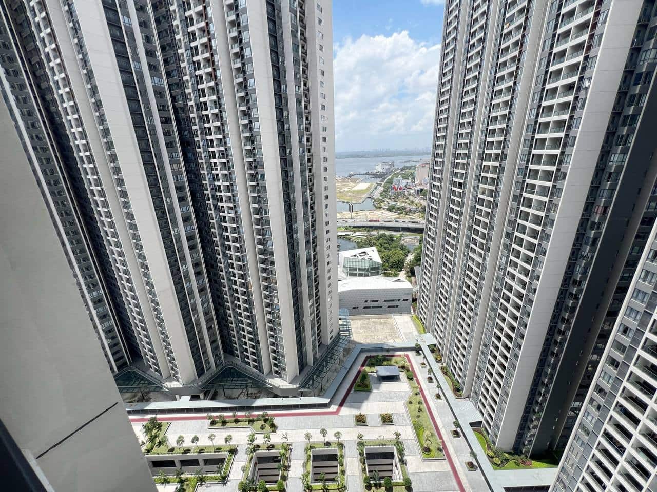 Condominium R&F Princess Cove Phase 2 4