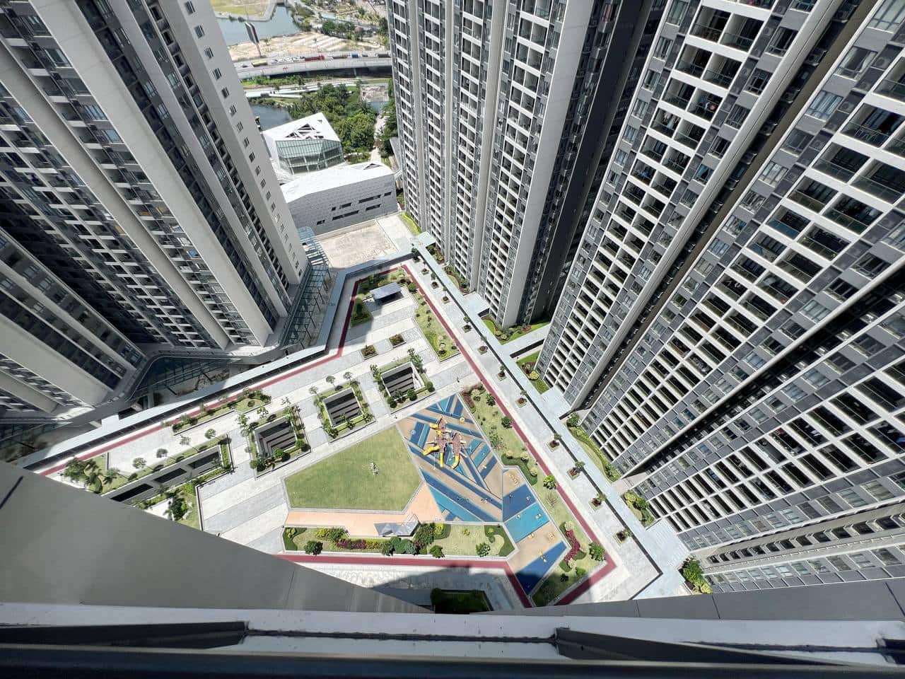 Condominium R&F Princess Cove Phase 2 6