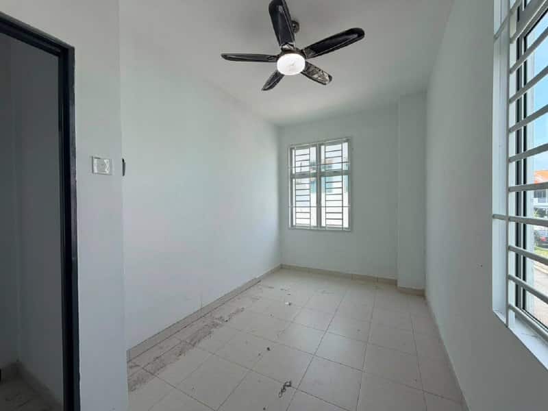 2.5-Storey End Lot Pulai Mutiara 7