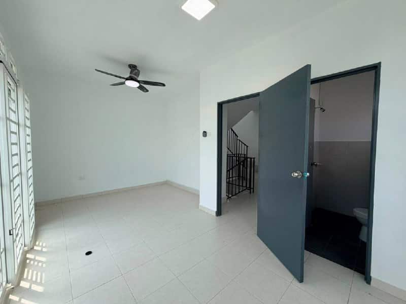 2.5-Storey End Lot Pulai Mutiara 5