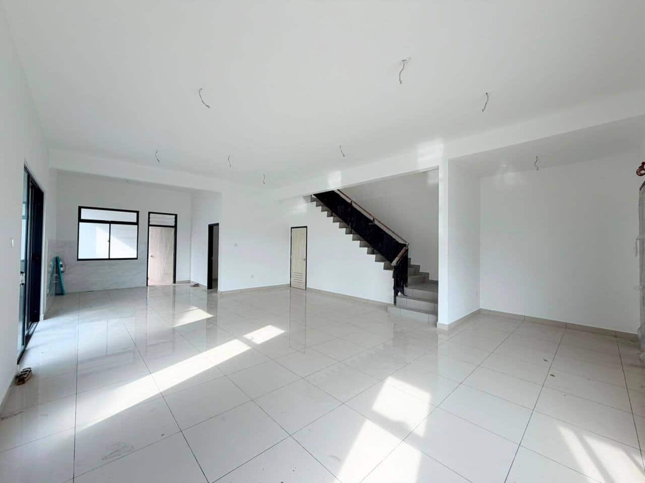 Double Storey End Lot Mutiara Maju Mutiara Rini 3