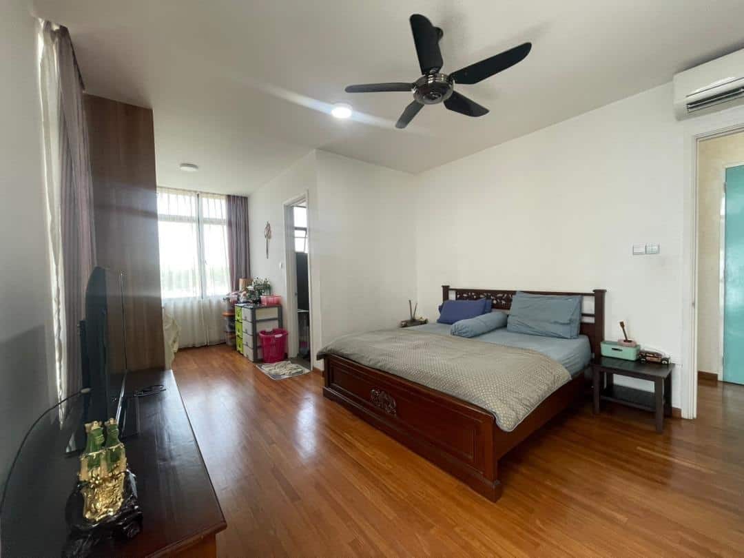 3-Storey Bungalow Isola Grandeur Senibong Cove 6