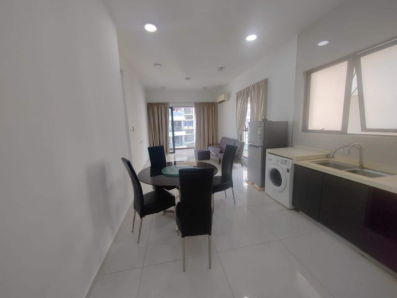 Condominium Country Garden Danga Bay 2