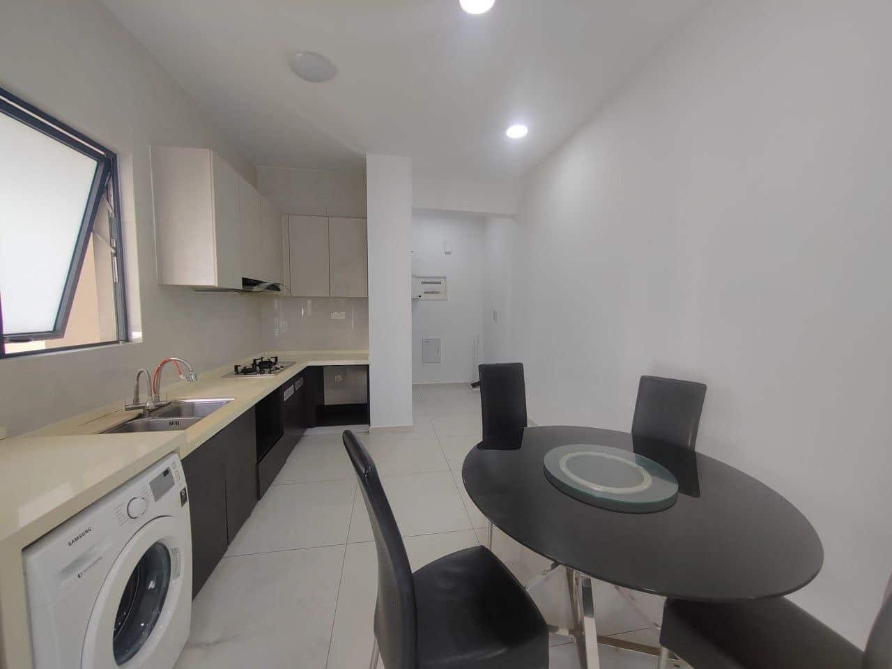 Condominium Country Garden Danga Bay 1