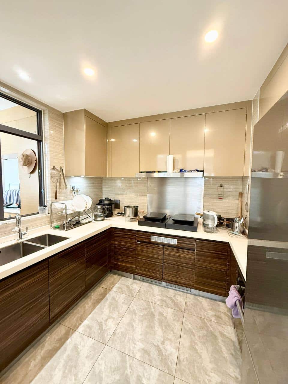 Condominium R&F Princess Cove 9