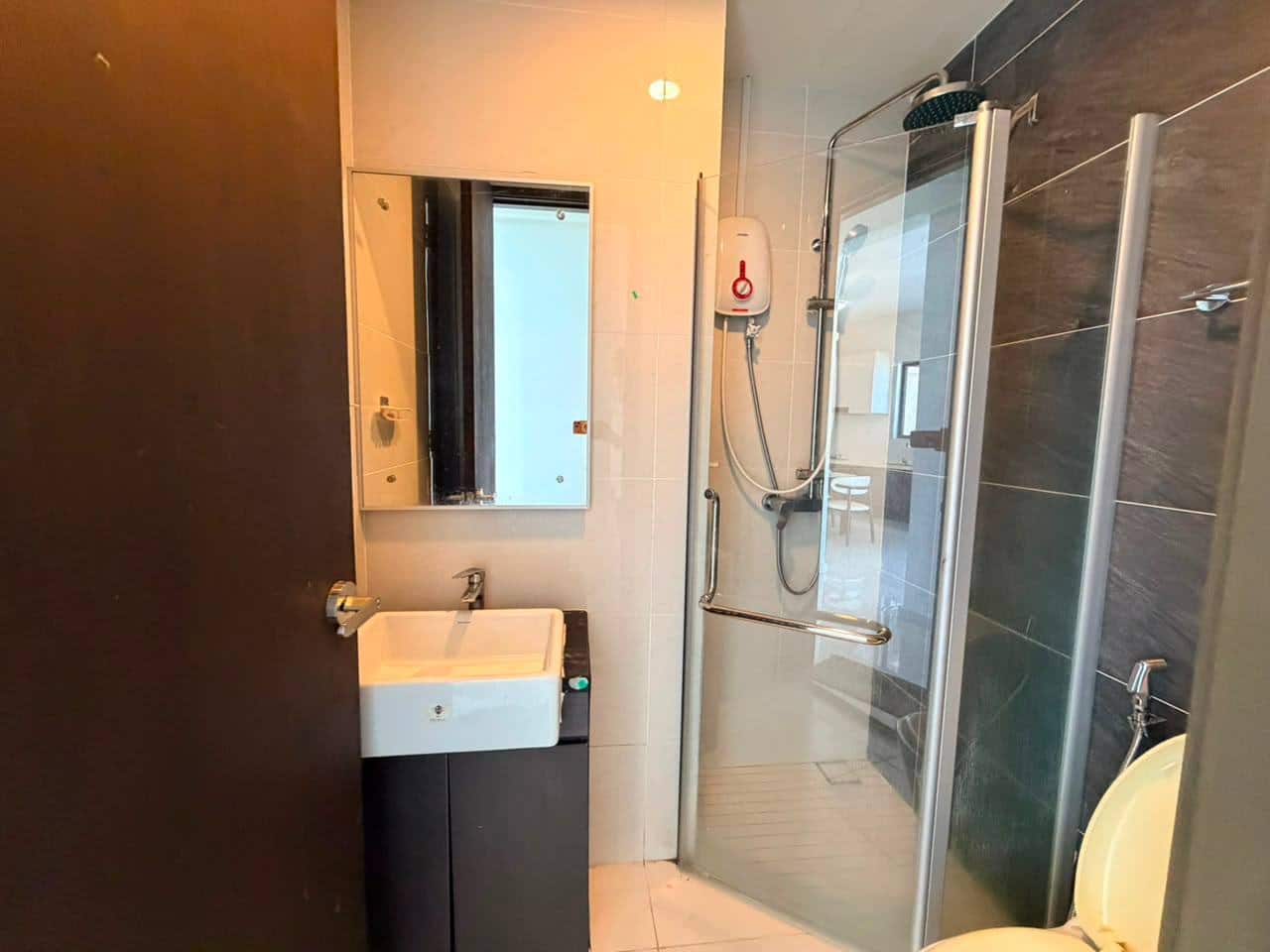 Condominium Danga Bay 10