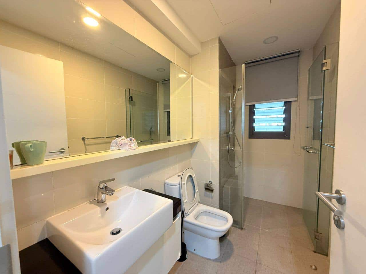 Condominium Danga Bay 11
