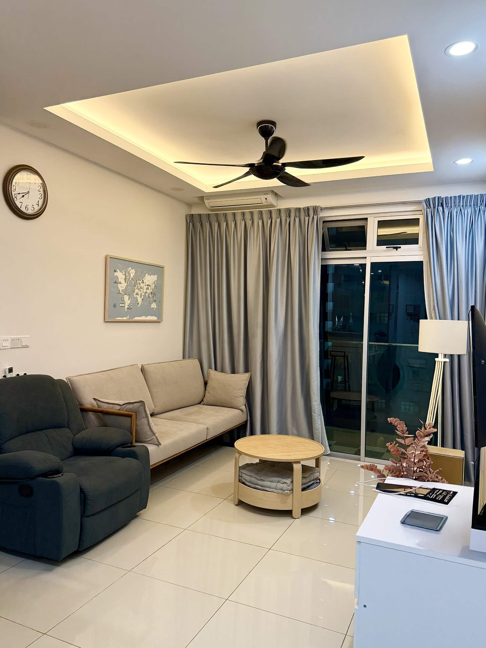 Condominium Meridin Bayvue @ Masai 1
