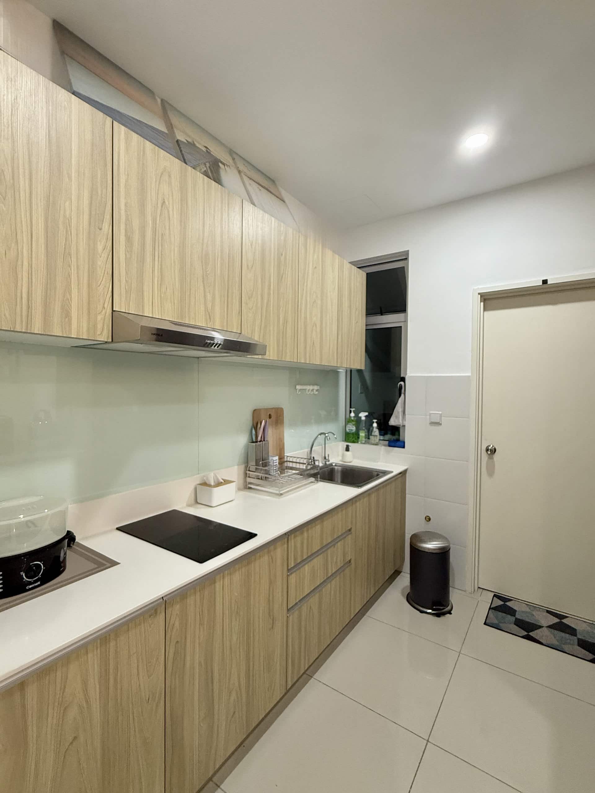 Condominium Meridin Bayvue @ Masai 6