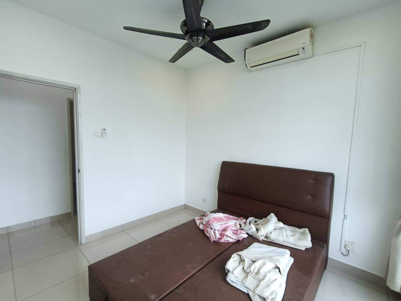 Executive Suites Taman Nusa Duta 8