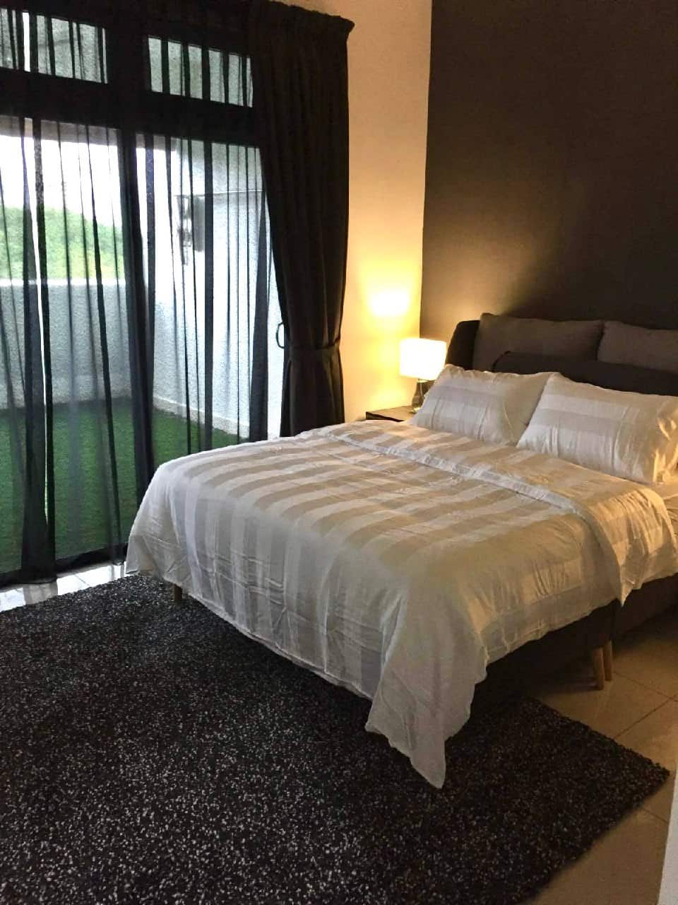 Condo Medini 6