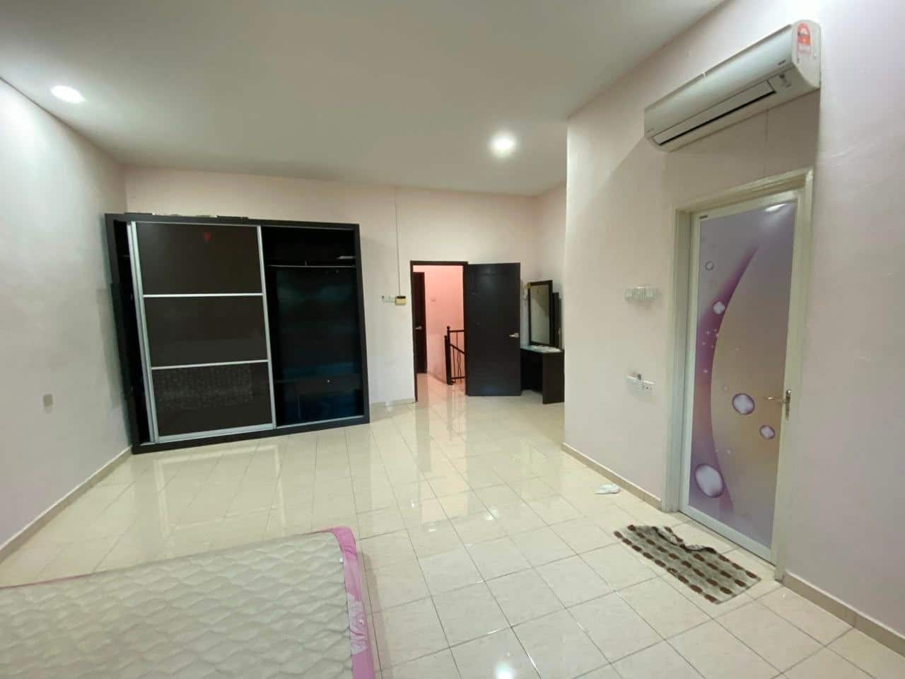 2-Storey Terrace House Seri Austin Hills @ Jade 2 3