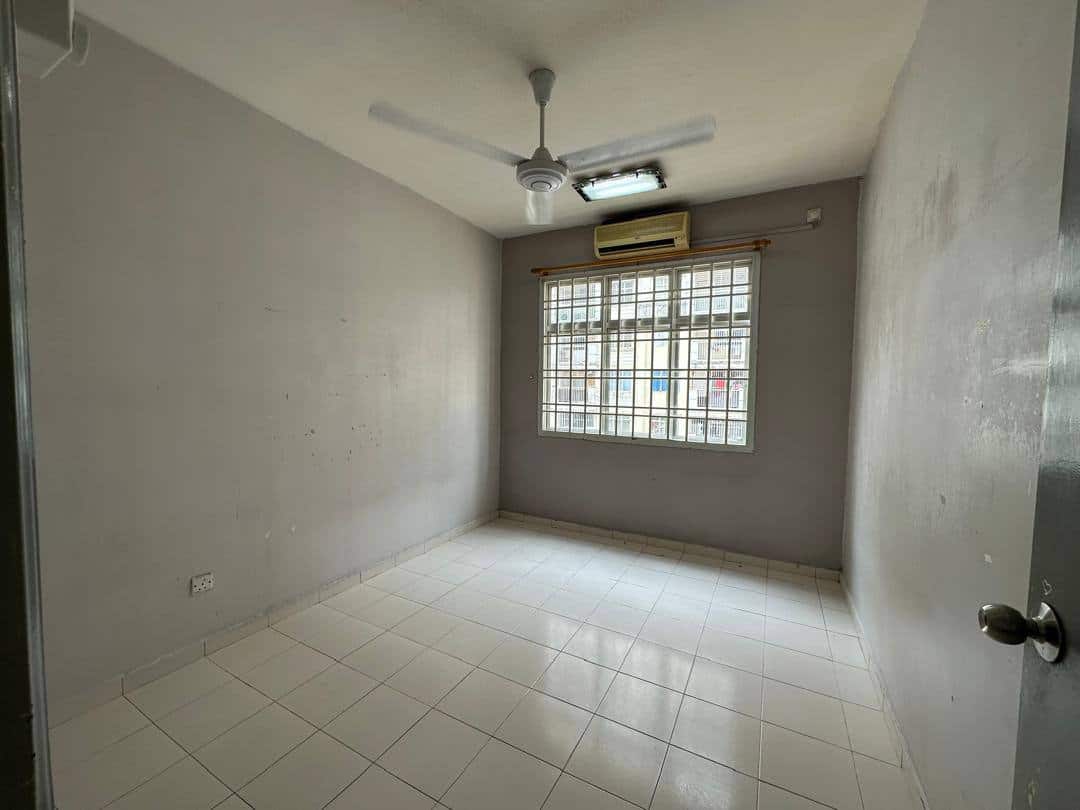 Villa Krystal Apartment Selesa Jaya 3