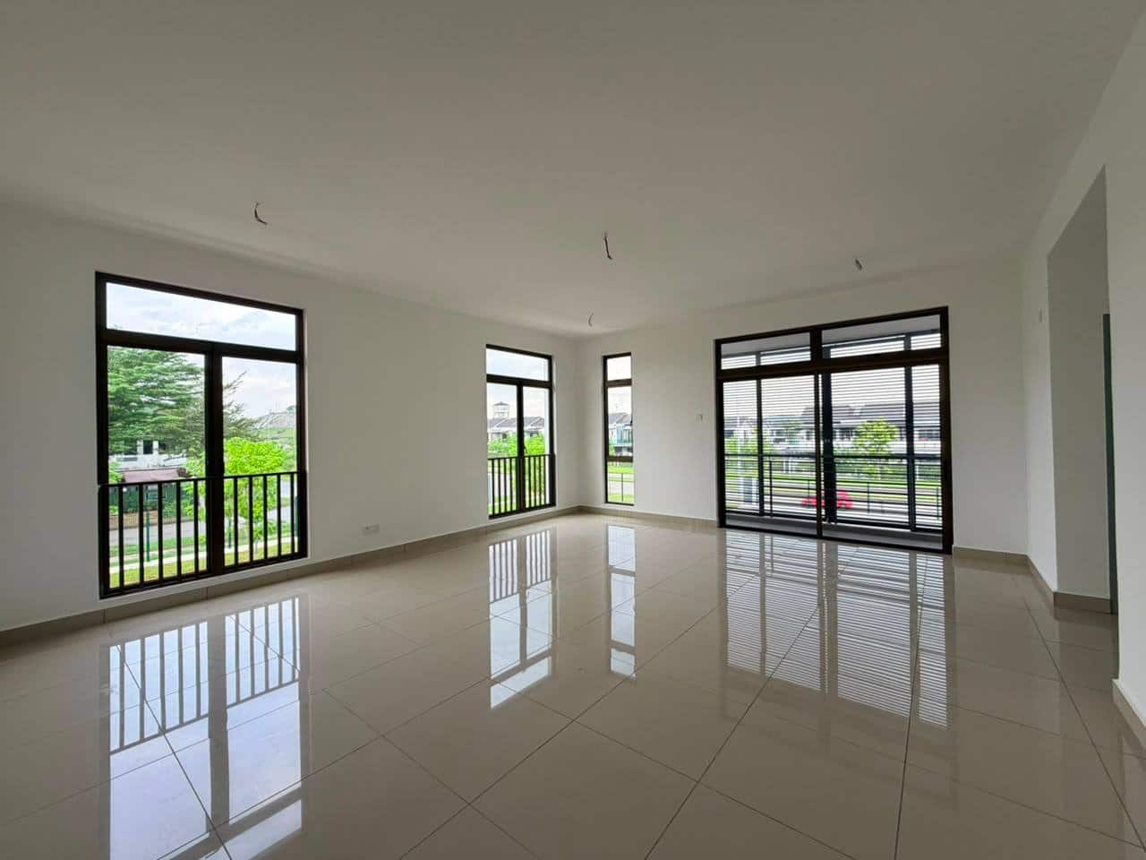 2-Storey Corner House Rini Homes 8 Mutiara Rini Skudai 3
