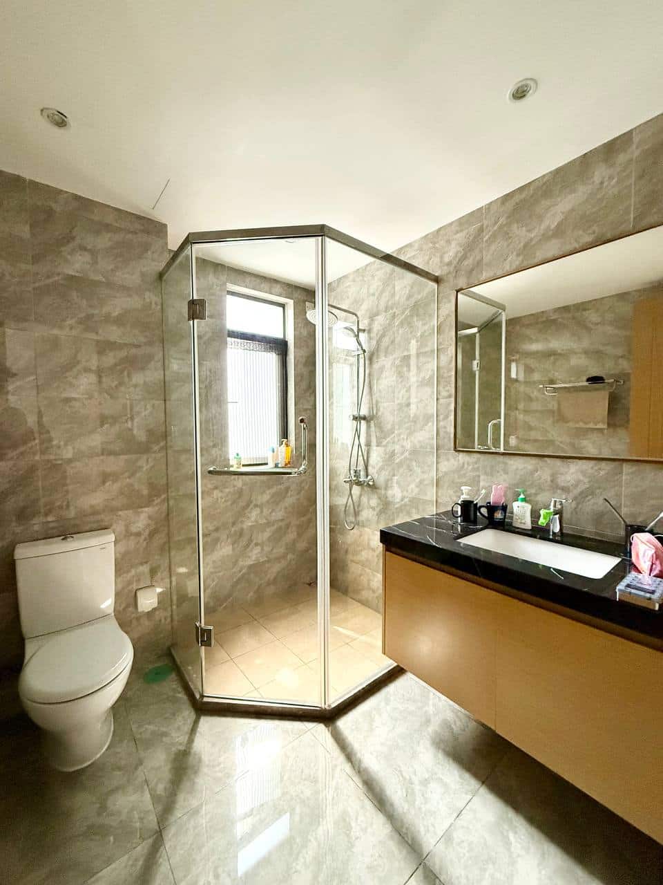 Condominium R&F Princess Cove 10
