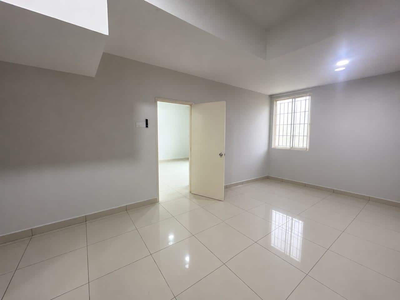 3-Storey Cluster House Nusa Sentral 7