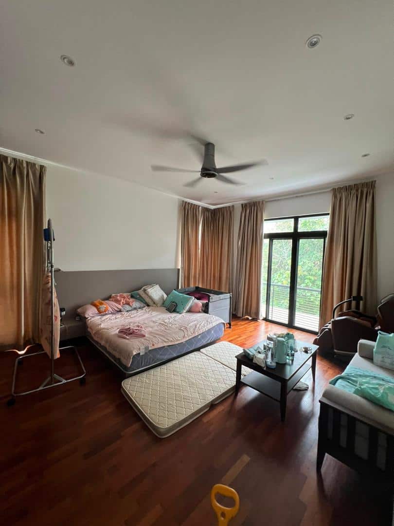 3-Storey Semi-D Horizon Hills Golf East 2