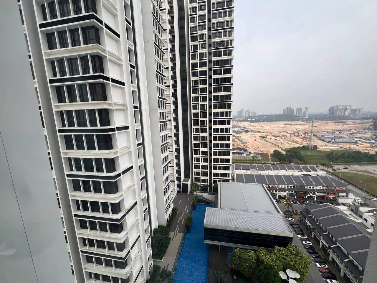 Condominium EcoNest @ Eco Botanic 4
