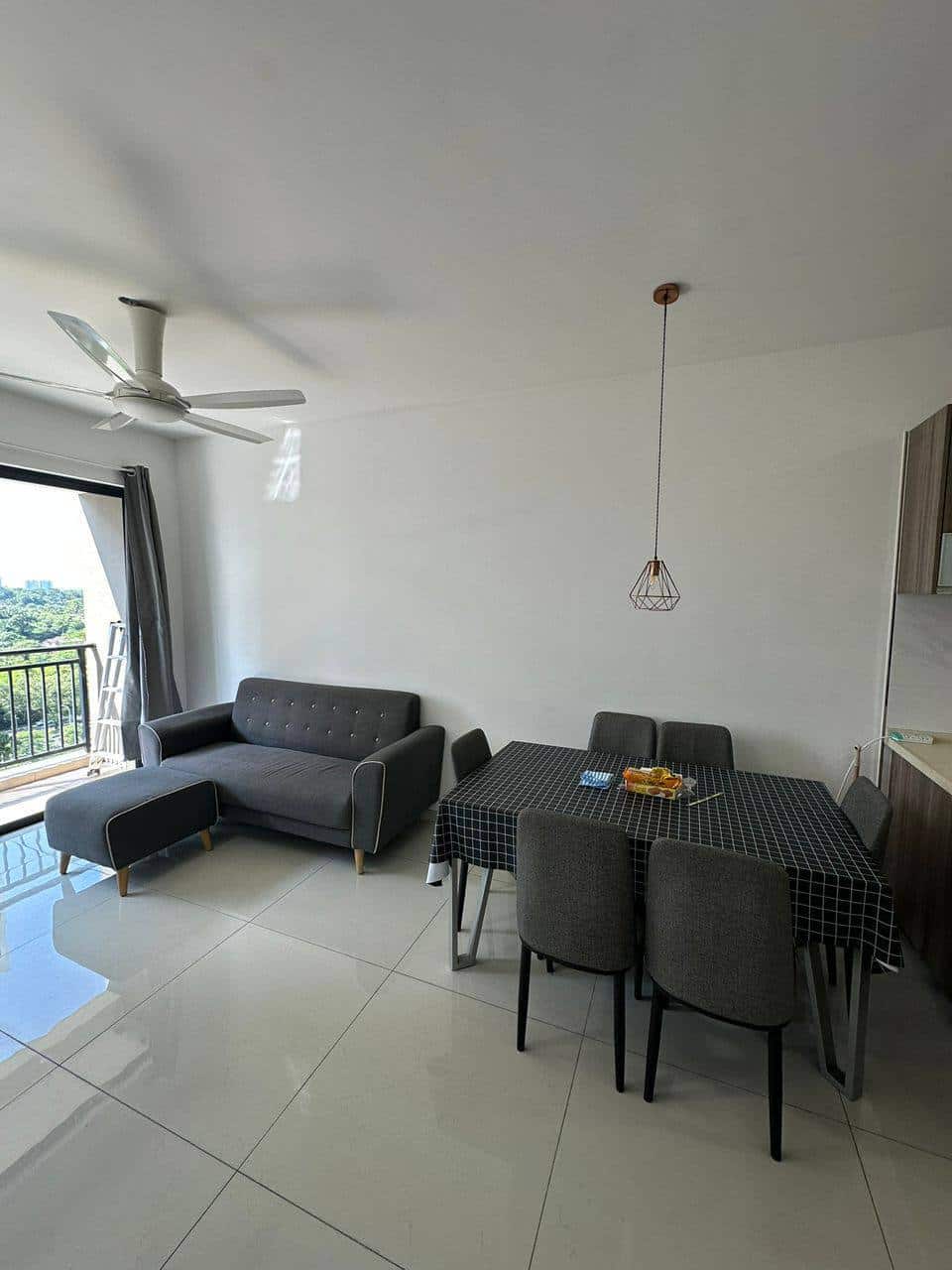 Service Residence Tampoi 1