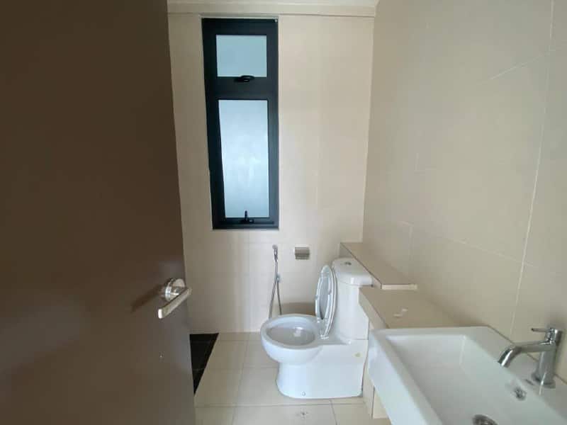 Condominium 8scape Residences 9