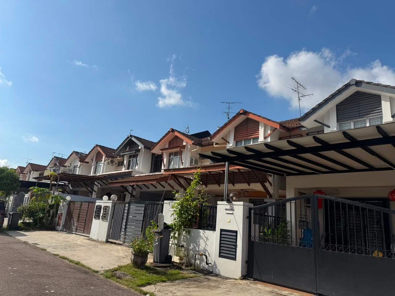 2-Storey Terrace House Taman Seri Austin 3