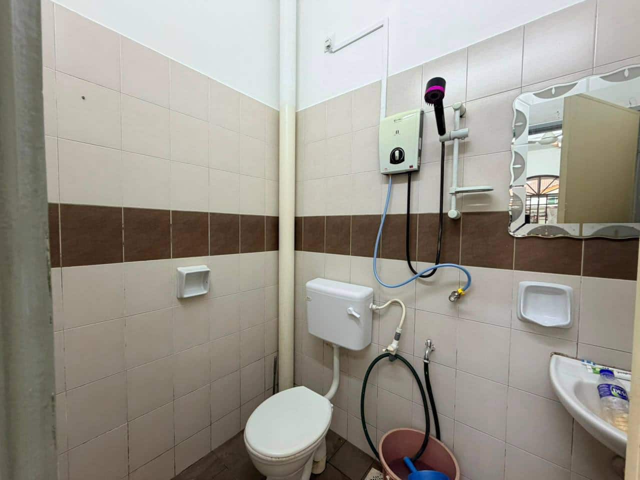 Single Storey Terrace Corner Pulai Jaya 8