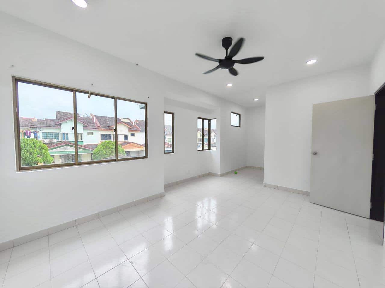 2-Storey End Lot Taman Puteri Wangsa 6