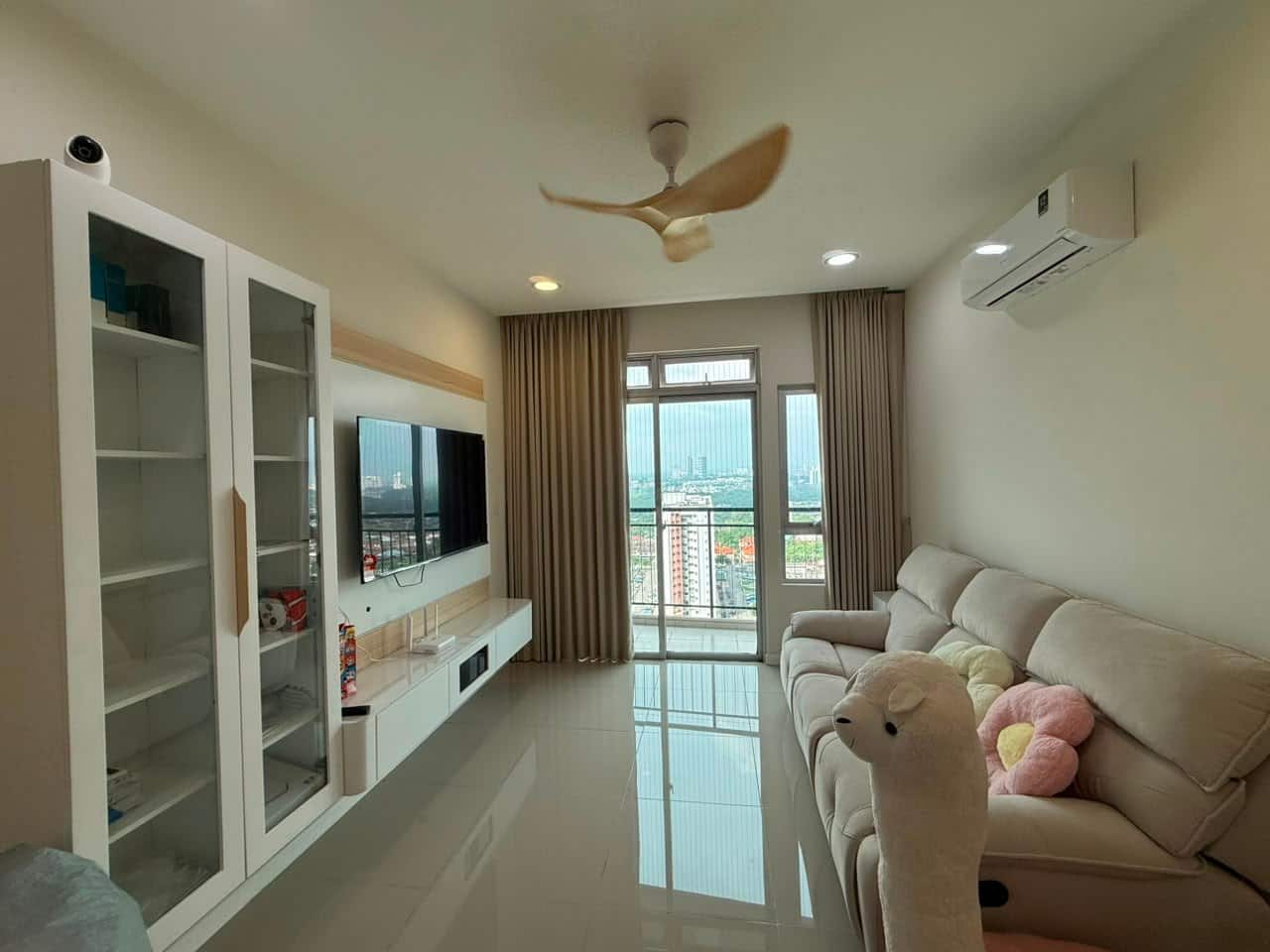 Condo One 49 Residence 2
