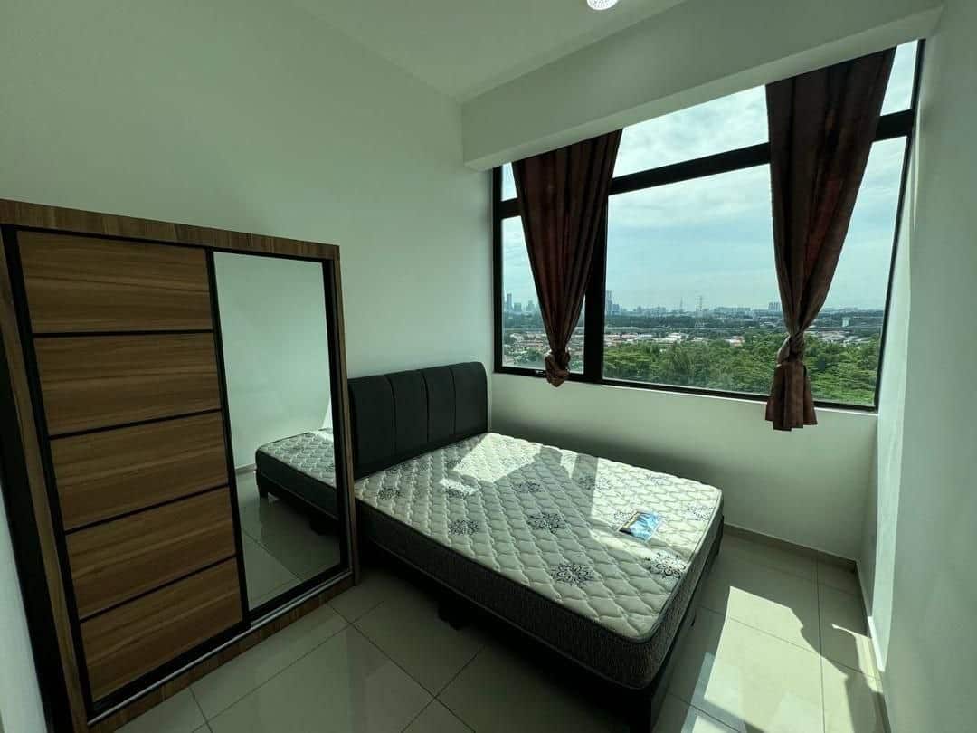 Condominium Molek Pine 2 2