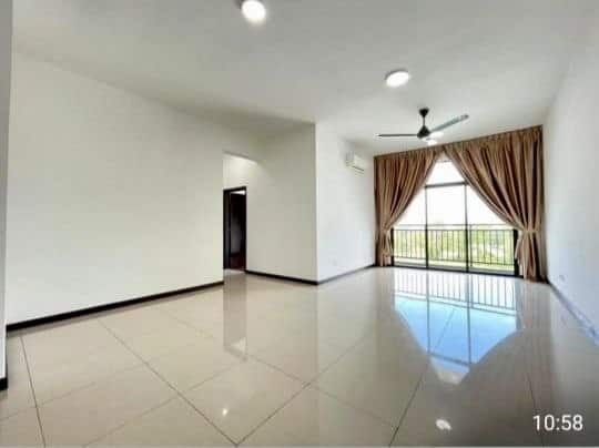 Condominium Molek Regency