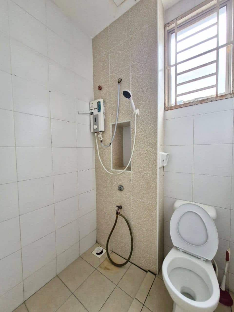 Double Storey Terrace Taman Desa Tebrau 8