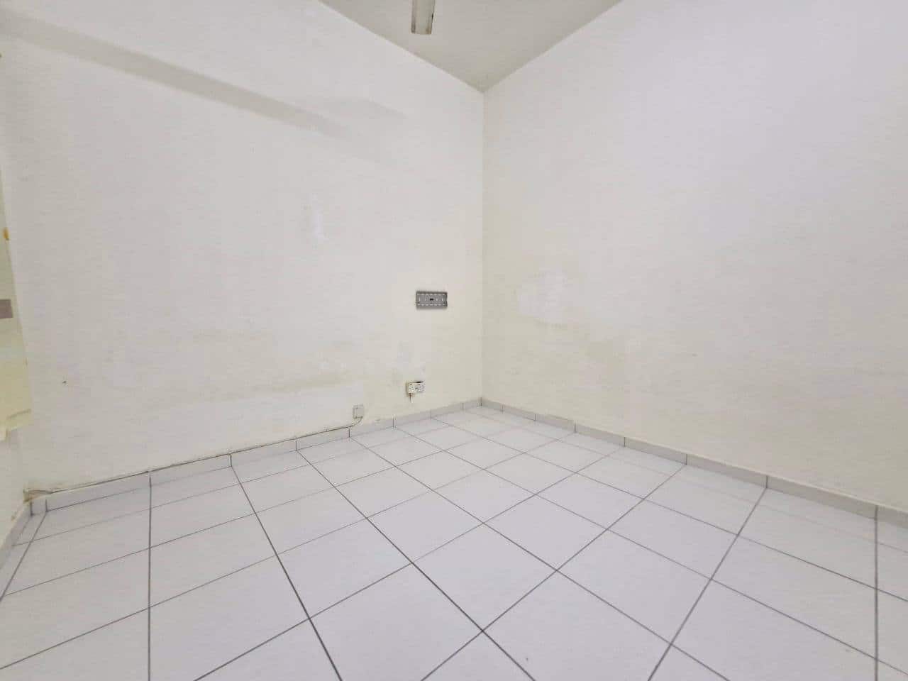 Double Storey Terrace Taman Desa Tebrau 7