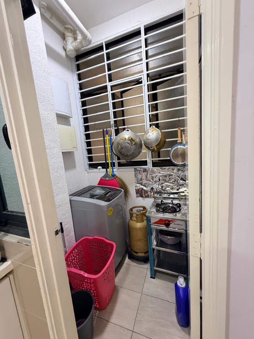 Condominium Taman Perling 10