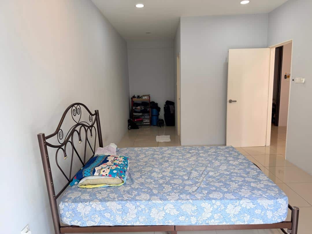 Condominium Taman Perling 5