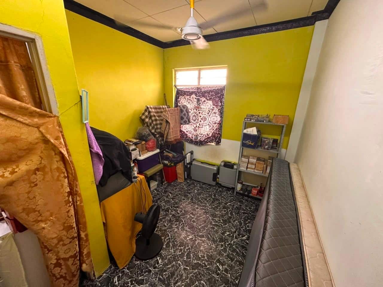 Low Cost Flat Kangkar Pulai 4