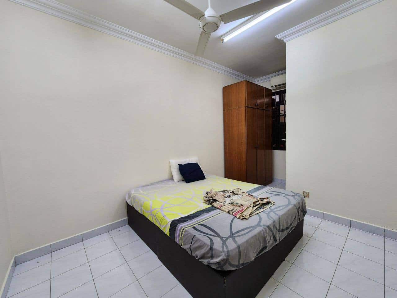 1.5-Storey Terrace House Bandar Seri Alam 7