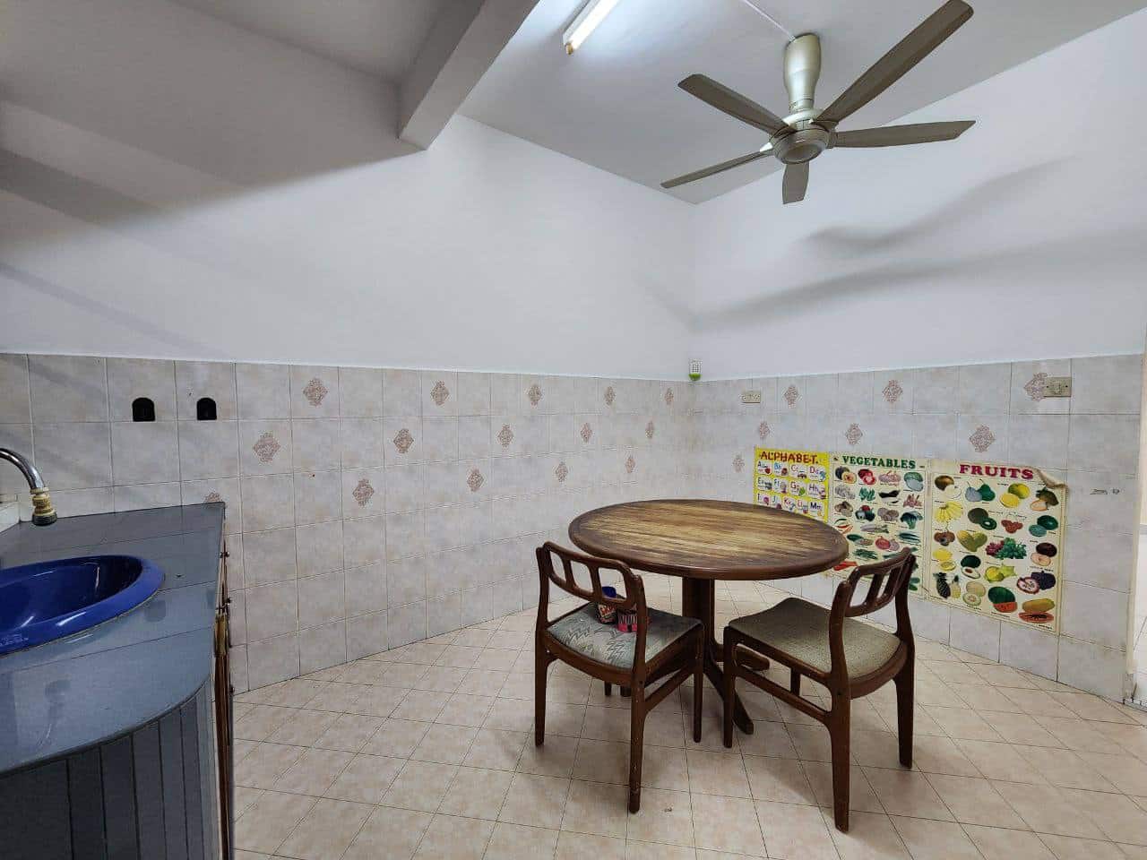 1.5-Storey Terrace House Bandar Seri Alam 4