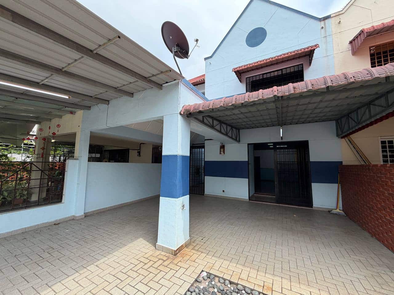 House Jalan Permas 11/16 3