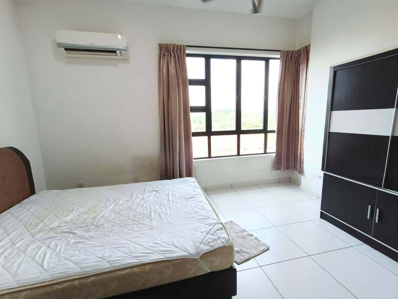 Apartment Bukit Indah 4