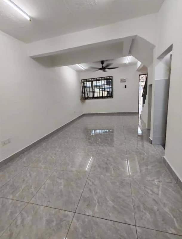 Double Storey Low Cost Hang Jebat 1