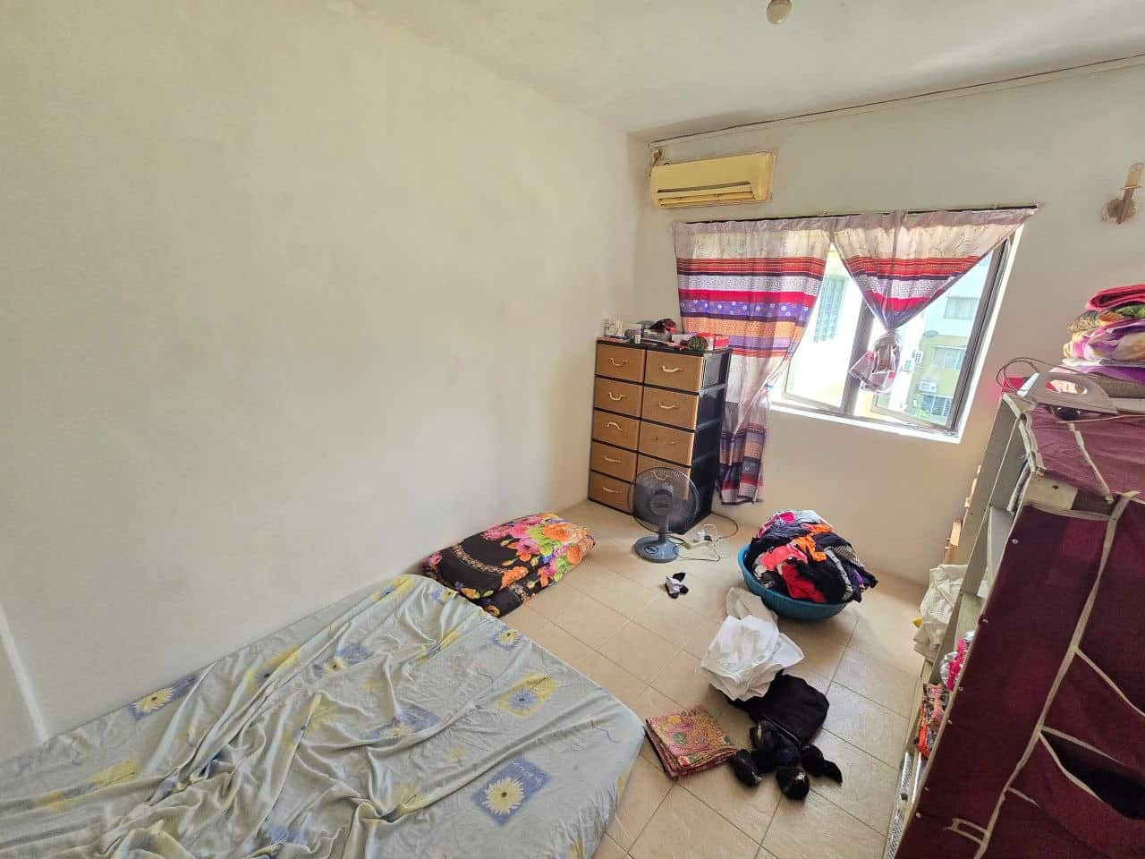Medium Low Cost Flat Permas Jaya 4