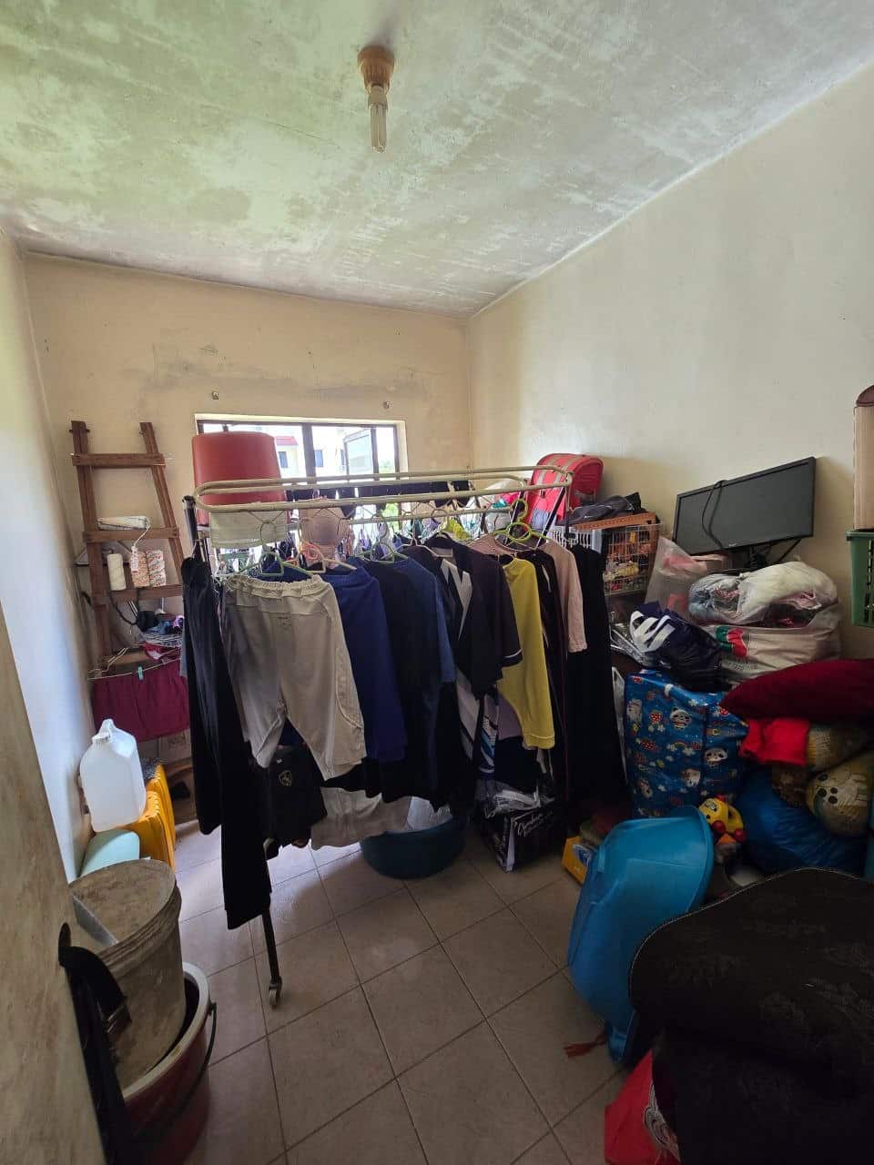 Medium Low Cost Flat Permas Jaya 6