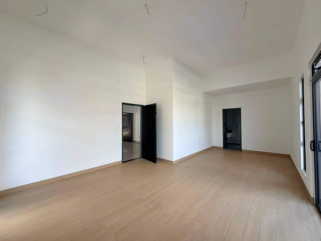 2-Storey Semi-D Uda Utama 4