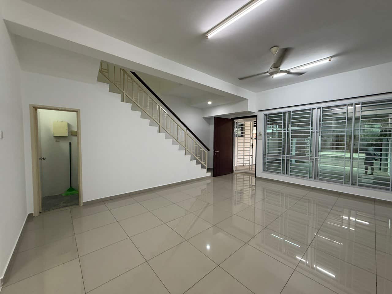 2-Storey Terrace House Bandar Seri Alam 4