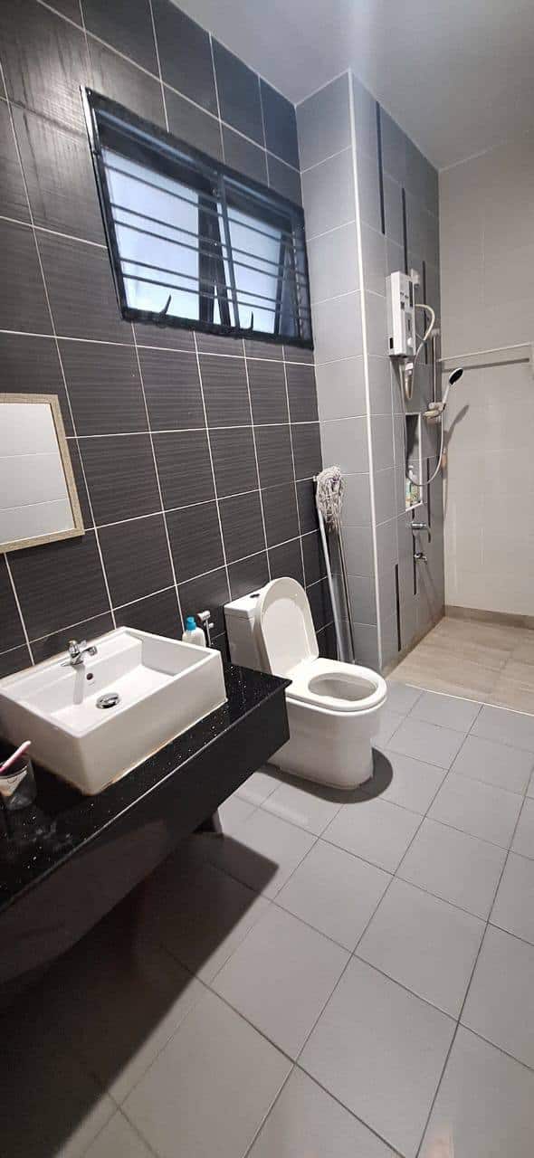 Double-Storey Semi-D Taman Nusa Idaman Precinct 5 10