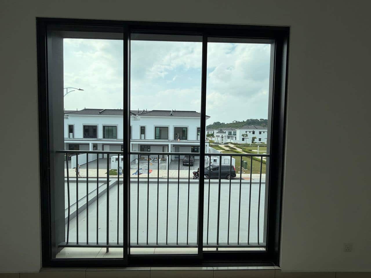 2-Storey Terrace House Eco Tropics-Fieldgates (Nora) 2