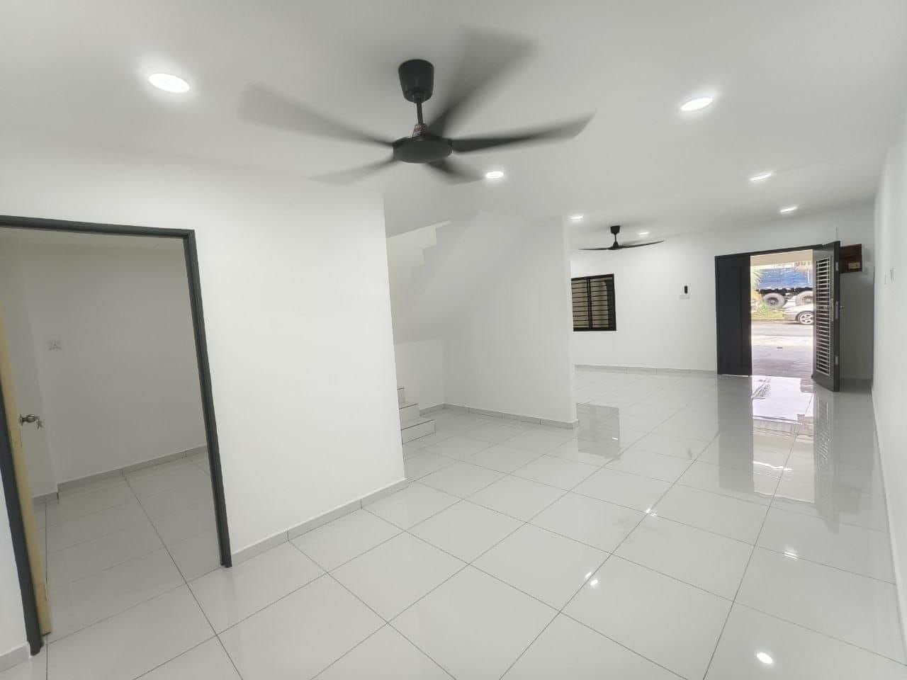 2-Storey Terrace House Taman Bukit Kempas 4